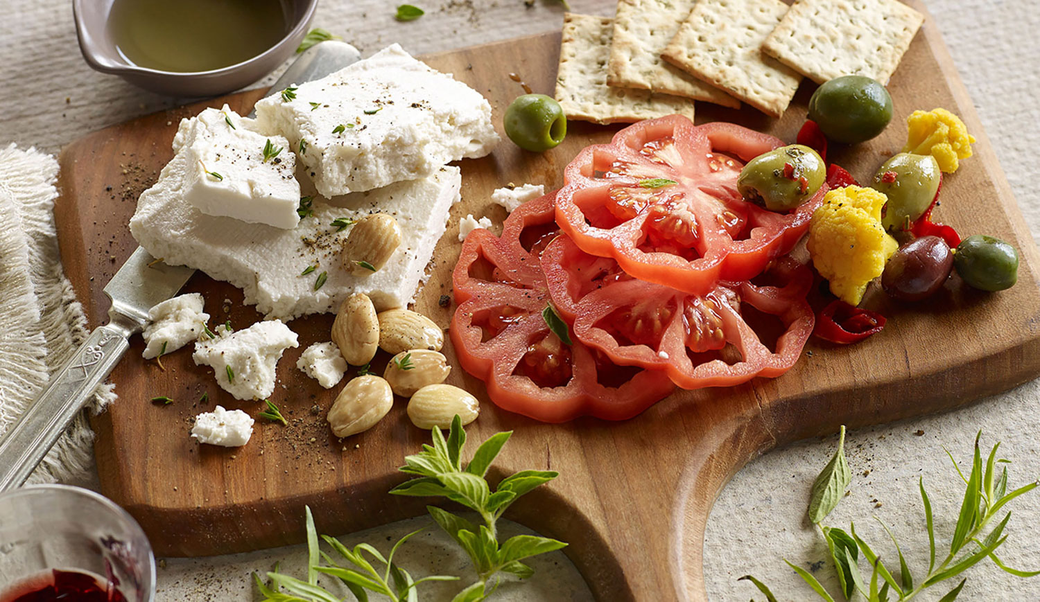 1605VEGANALMONDFETA0000036_WebUpdate_1